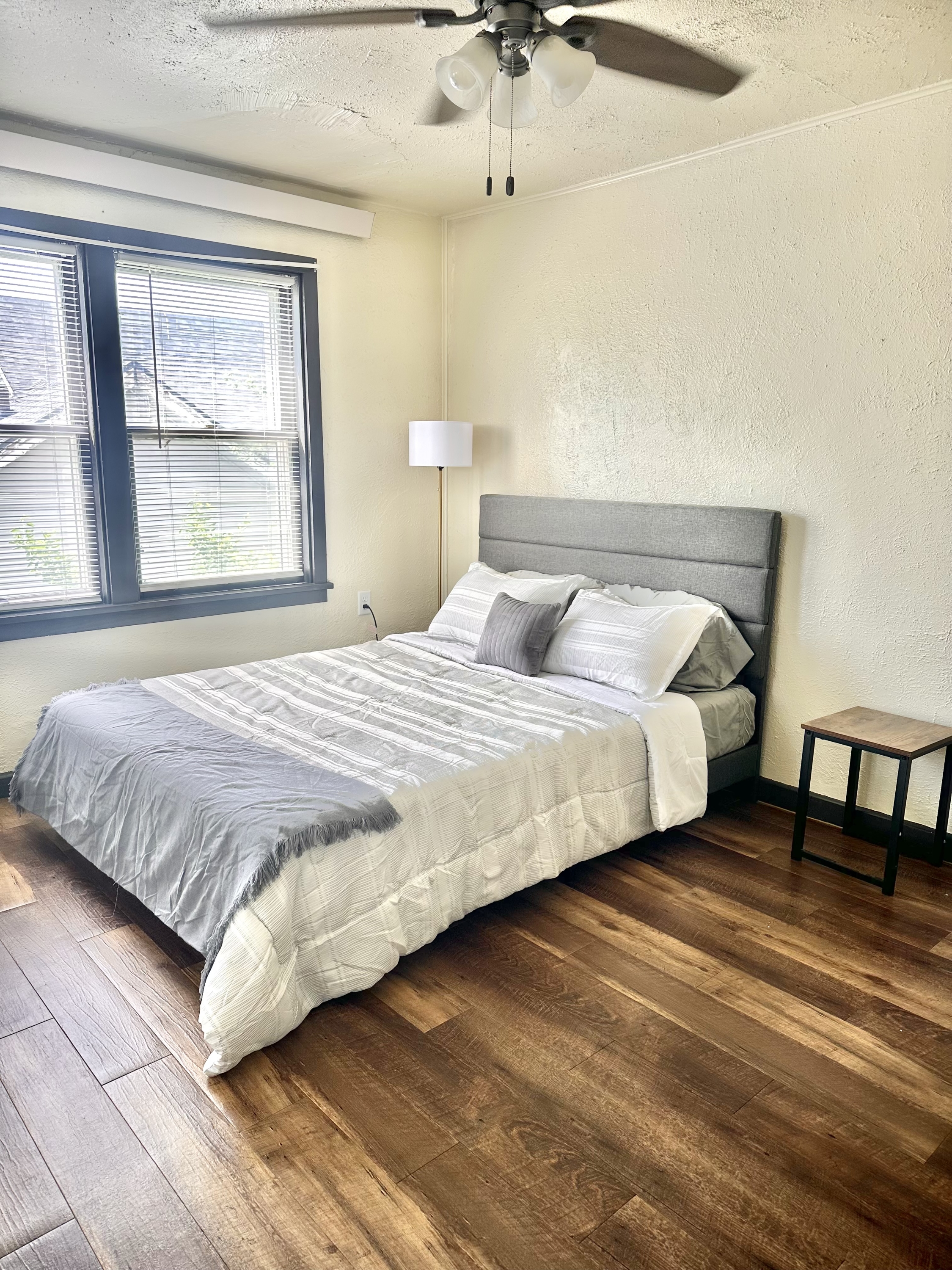 204 W 6th St - 6