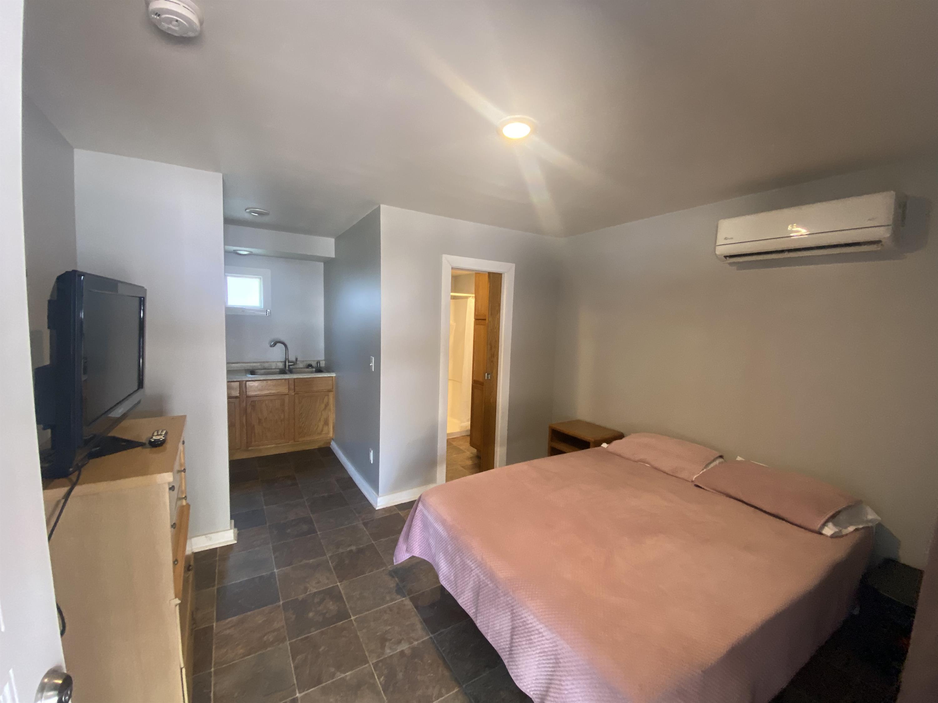311 West 5th Street ( Water tower court) - 4